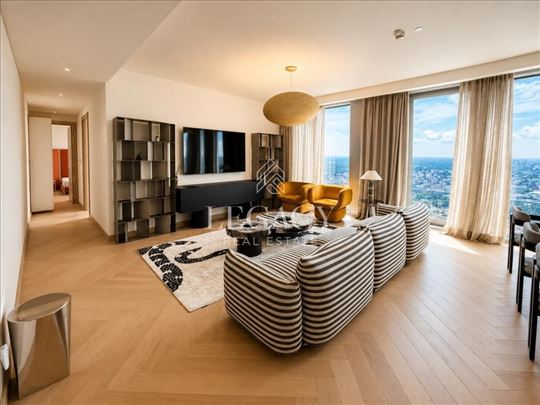 Kula St. Regis, dizajnerski opremljen, spa zona ID