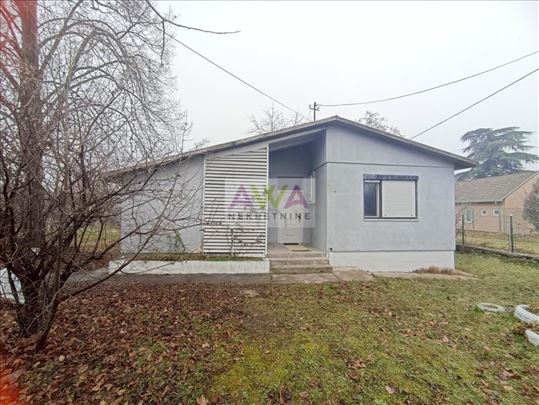 Apatin – Trosobna nameštena kuća 69m², plac 601m²