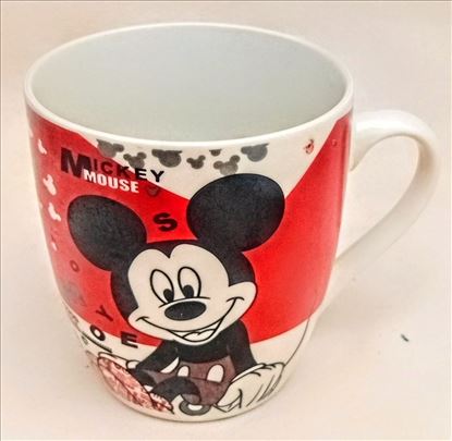 Dečija porcelanska šolja Miki Maus.