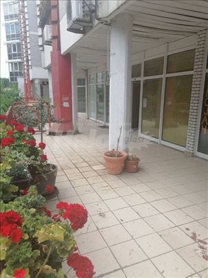 Izdaje se lokal na Nbg kod Arene