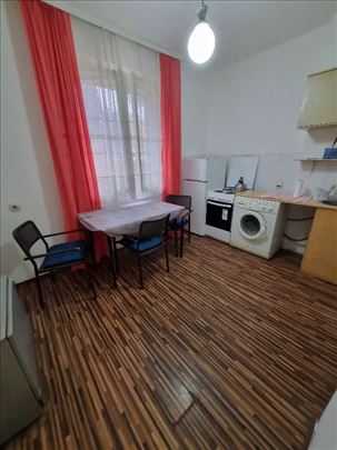 VRAČAR, Požarevačka, Uknjižen, 33 m²