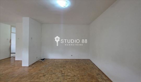 Zrenjanin, 4. Juli, Stan, 2.0, 55m2