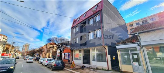 Exkluzivno Novo Strogi centar