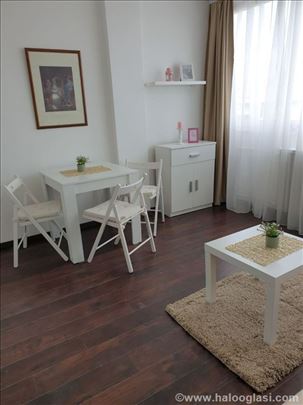 Odlična garsonjera na Vračaru