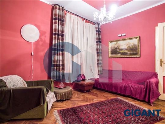 Kalenić pijaca, 95m2, III, ta
