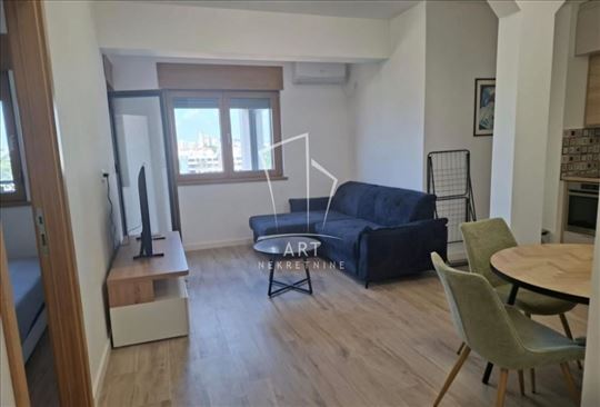 Lux izdavanje – 1.5 stan, 44m2, Milisava Đurovića 