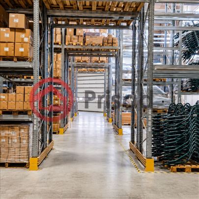 Magacin Vojka 800m2+kancelarije visine 10m