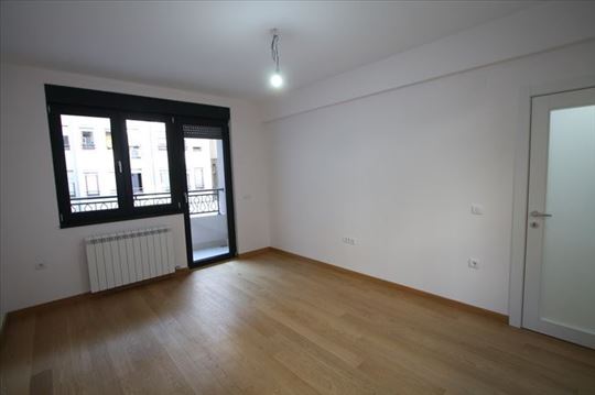 Nova zgrada, garaža, stan za pp, Vračar, ID 7290