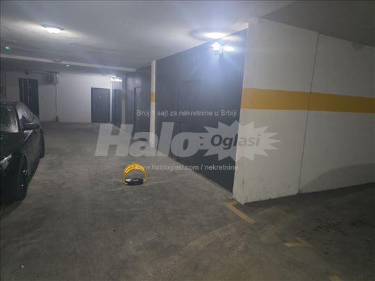 Pancevo centralna lokacija- lep magacin 60m2