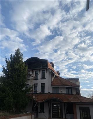 Petlovo brdo lokal
