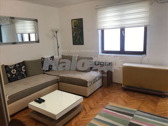 Prodaja stana Medak 2, vlasnik