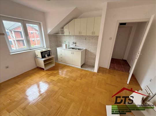 Sokobanja Centar gradski Park 33m2