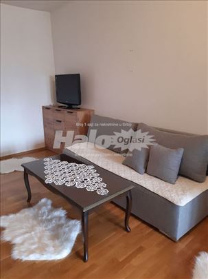 Vlasnik–Namešten 1.0-41m² + parking, Centar