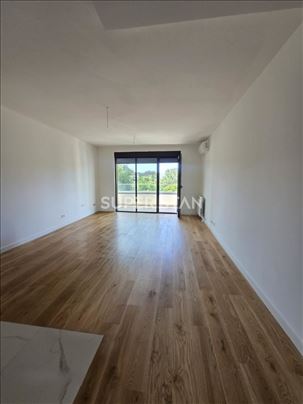 AD RESIDENCE izuzetan trosoban stan, nadomak Dunav