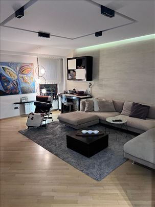 Dedinje, Koste Racina 103m2