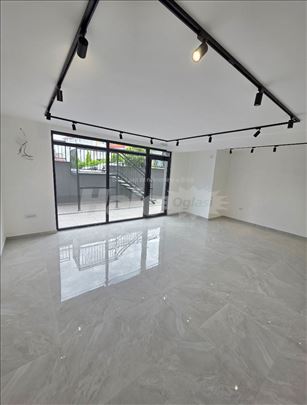 Izdajem lokal 37 m2 kod Laste, Veliki Mokri Lug