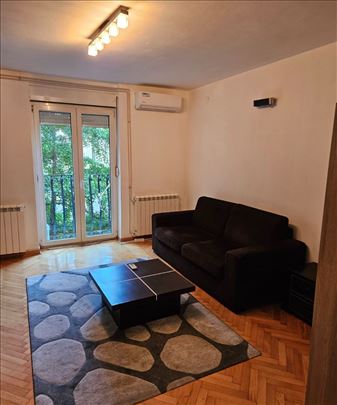 Namešten stan 36m2 /Jedna spavaća soba