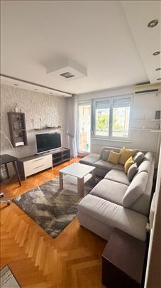 Blok 22, renoviran, svetao, ID 25877