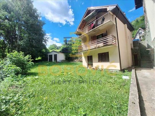 Kopaonik-Brzeće, 145m2, pr+I+ptk, 2.3 ara
