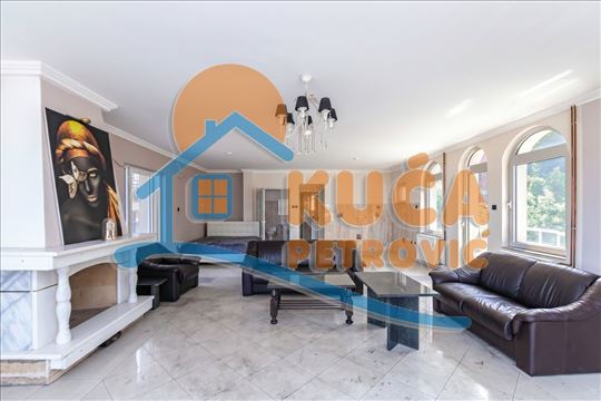 Odličan stambeno poslovni objekat, 540m2, Prokuplj