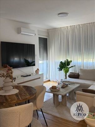 Trosoban nov Lux stan, 60 m², Petrovaradin, Novi S