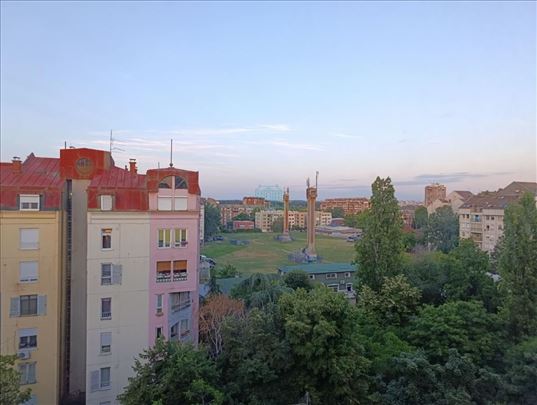 Useljiv, funkcionalan, terasa + lođa