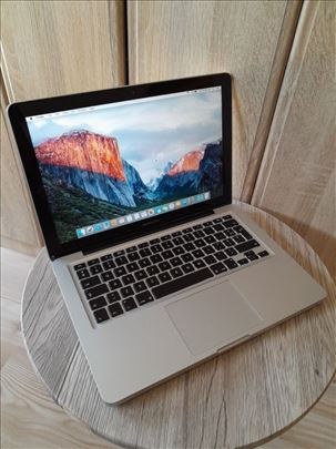 Apple MacBook Pro i5 + orig. punjac