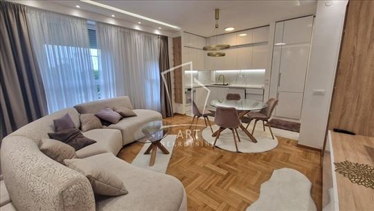 Atrium, lux, 2.0, 45m² ID#15675