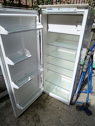Liebherr sa displej em garancija