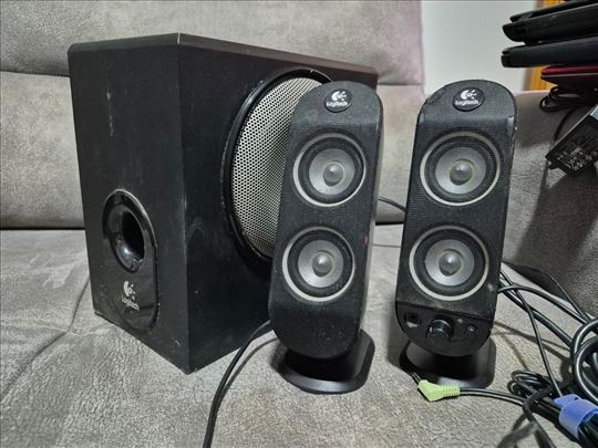 Logitech X230 2.1 zvucnici