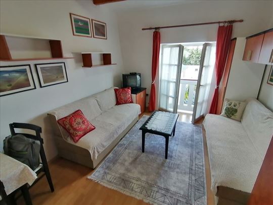 Namešten jednoiposoban stan u vili 38m2 - Telep