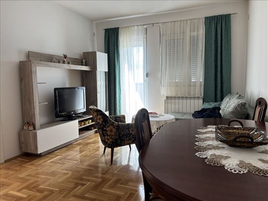 ODLIČAN stan u novogradnji na Altini-VN 078