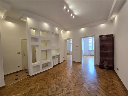 Salonski poslovni prostor kod Londona