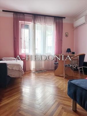 Vukov spomenik, izdavanje, 1.0, namešten