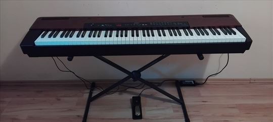 Yamaha P-120 stage piano - klavir