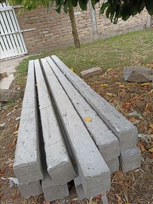 Betonski stubovi