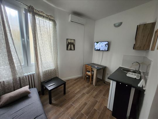 Dorćol, Dubrovačka, 25 m2-0.5