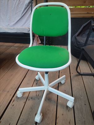 Ikea dečija stolica za radni sto