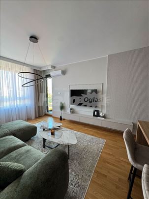 Izdavanje: LUX stan u kompleksu Atrijum Residence 