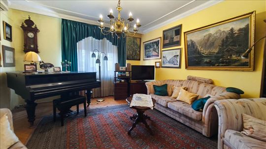 Jedinstven 4.0 stan, 136m2, Centar