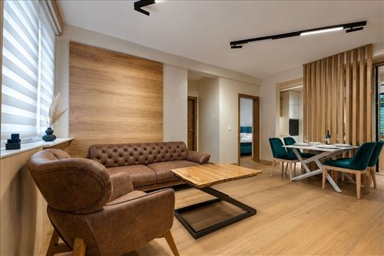 Kapije Zlatibora, Lux 57 m2 plus 40 m2, Izuzetan 