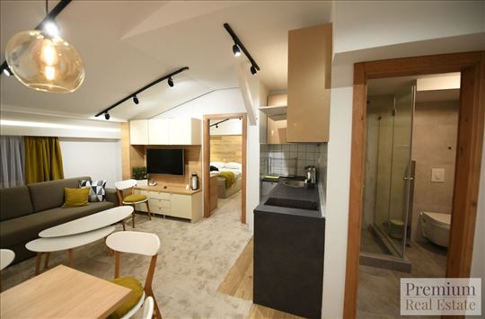 Kopaonik , Suncani Vrhovi, 40m2