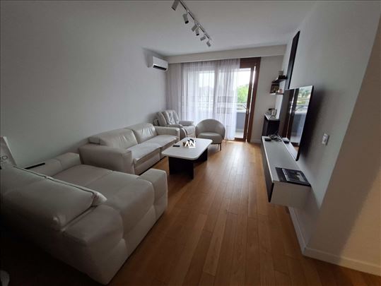 Novi Beograd, Blok 63, Jurija Gagarina, stan od 76