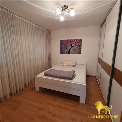 Novi Sad, Savina, Stan, 3, 62,00m2