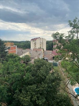 Pančevo, kod hotela Tamiš, 78m2, 4.0, 78m2, 4/5