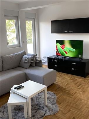 Širi centar - Paunov breg #68180
