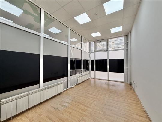35m2, Lokal/PP, uni.naselje, Novi Merkator ID#1569