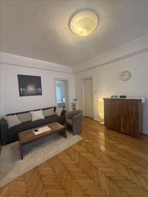 Centar-Skadarlija-Dvosoban-60m2-Namešten ID#3309