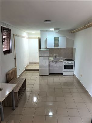 Prodaja stambeno poslovnog prostora, 20m2, B. kosa
