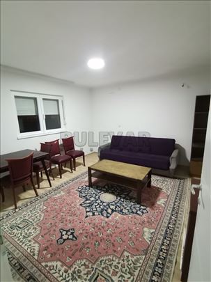 Izdaje se stan kod Mašinske ambulante, 47m2